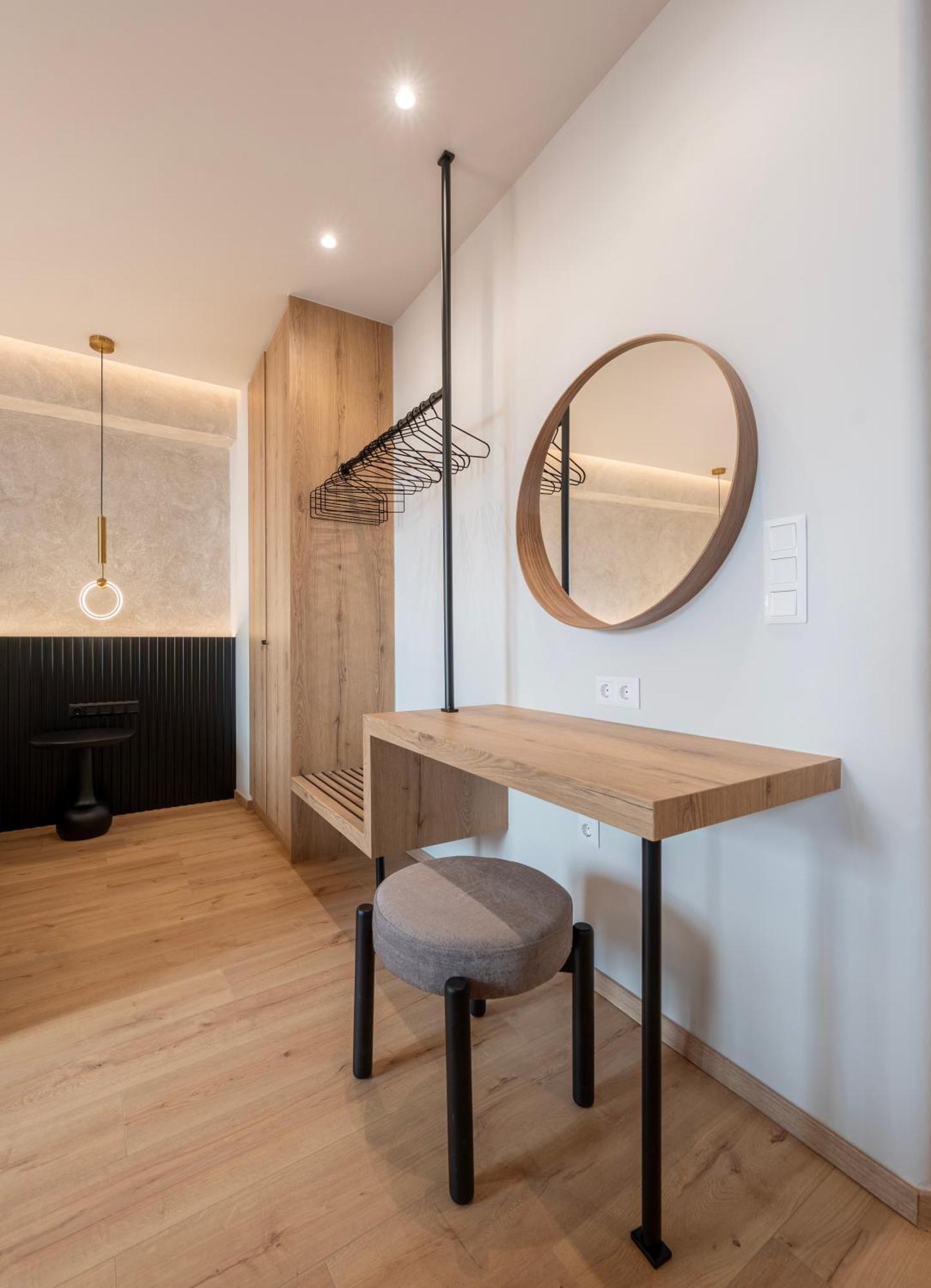 Derouse Eva Suite Jacuzzi & Sauna Atenas Exterior foto
